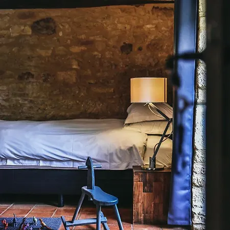 بيت للعطل Large 16th Century Farm Estate In Dordogne
