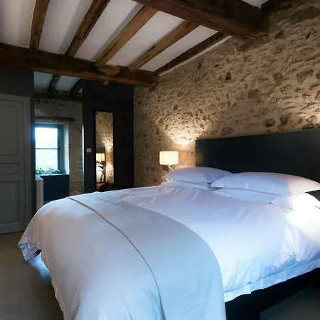 Large 16th Century Farm Estate In Dordogne Sainte-Croix-de-Beaumont