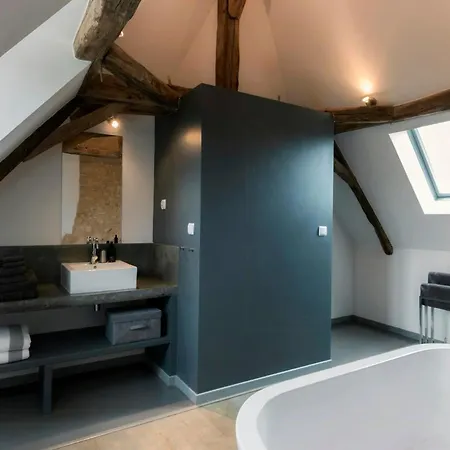بيت للعطل Large 16th Century Farm Estate In Dordogne *