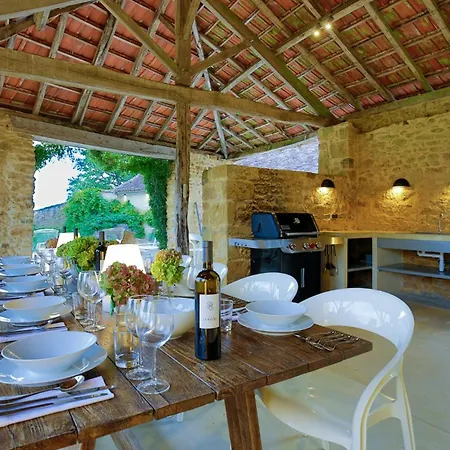 Large 16th Century Farm Estate In Dordogne * Sainte-Croix-de-Beaumont