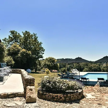 Large 16th Century Farm Estate In Dordogne