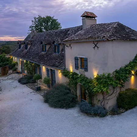 Large 16th Century Farm Estate In Dordogne *