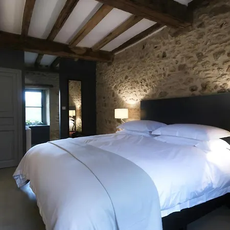 Large 16th Century Farm Estate In Dordogne Ferienhaus