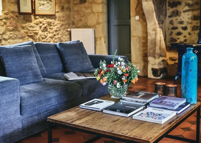 Large 16th Century Farm Estate In Dordogne Sainte-Croix-de-Beaumont