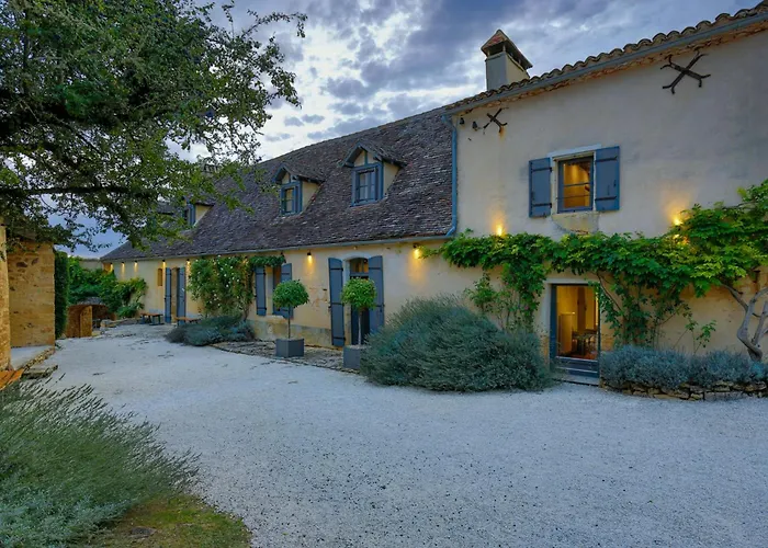 Large 16th Century Farm Estate In Dordogne * Sainte-Croix-de-Beaumont